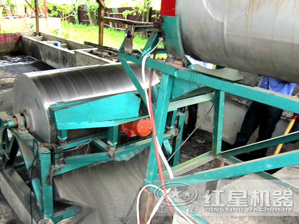 干式磁選機(jī)客戶現(xiàn)場(chǎng)