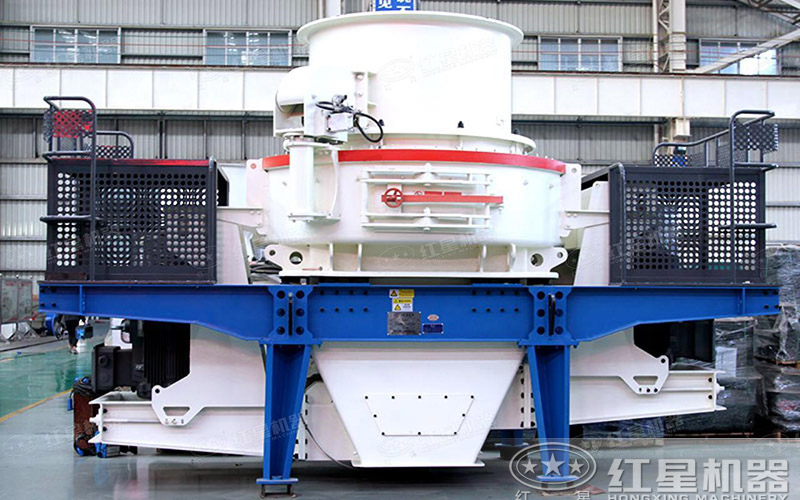 新型沖擊式破碎機(jī)-專業(yè)制沙設(shè)備 新型沖擊式破碎機(jī)-專業(yè)制沙設(shè)備